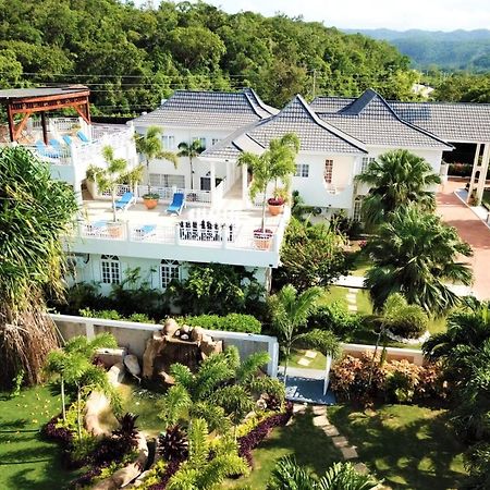 Mais Oui Villa Дискавери-Бэй Экстерьер фото